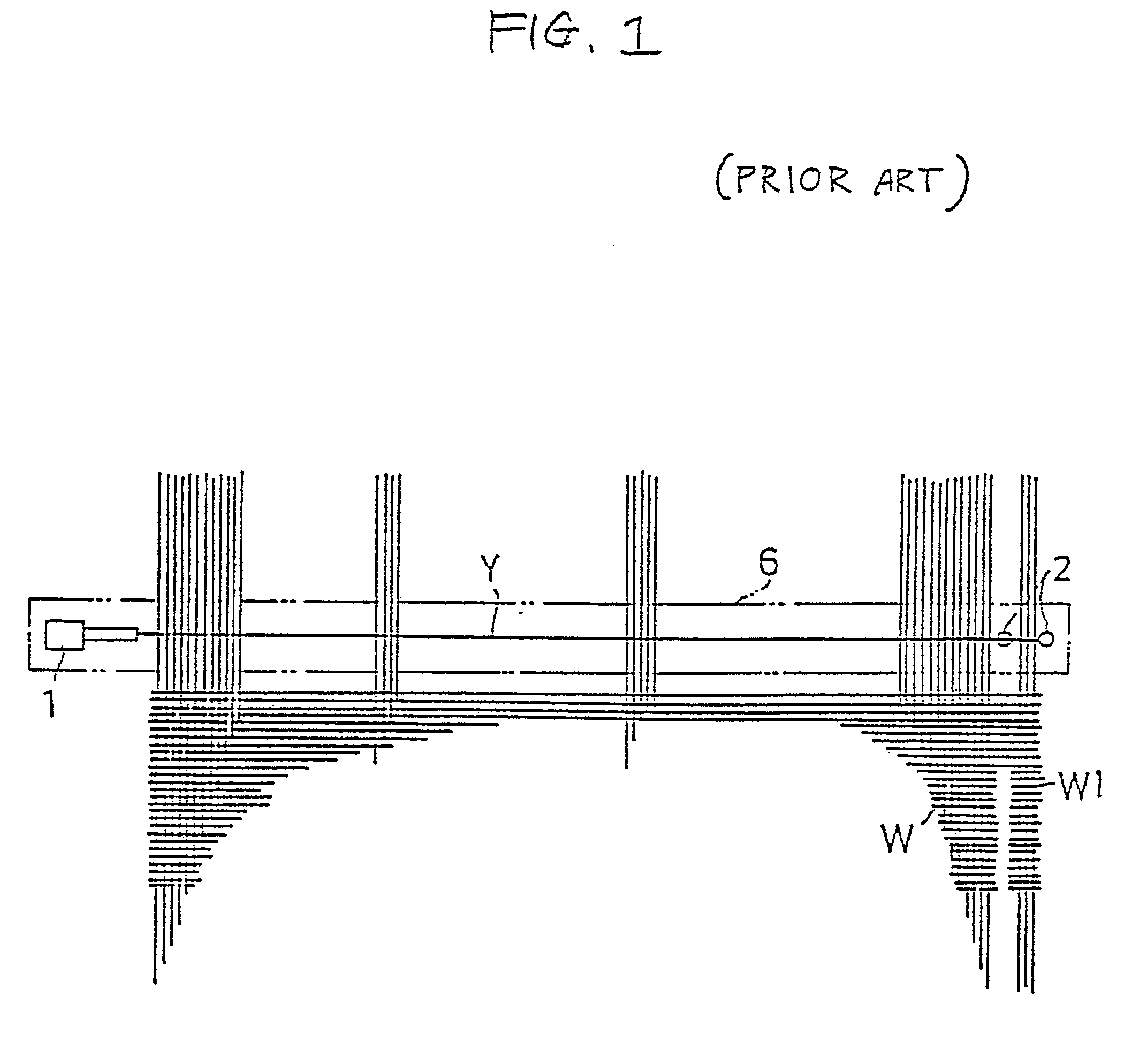 a method and an apparatus for detecting the weft yarn in a jet