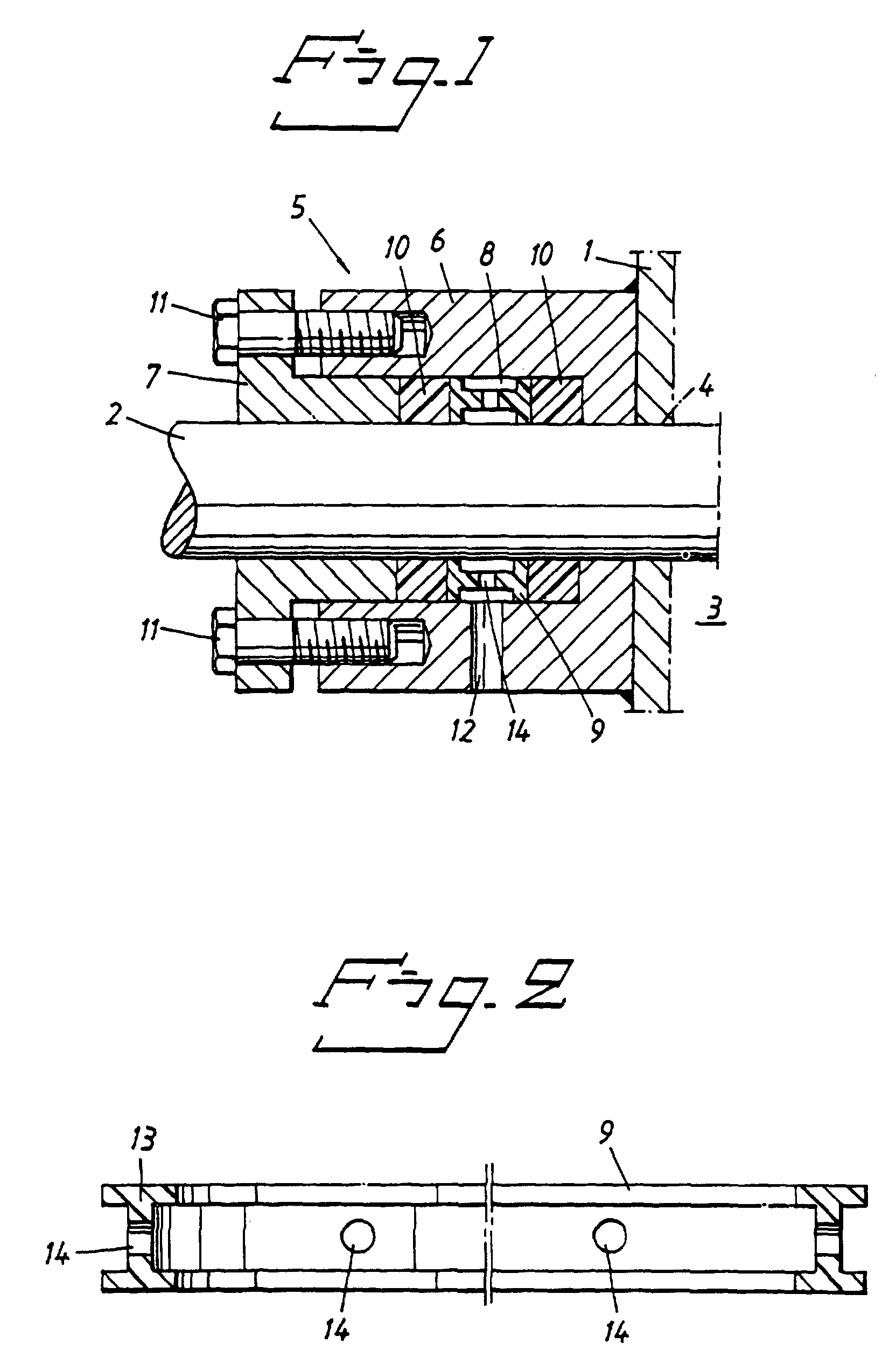 shaft seal, especially for screw conveyors for powdered material