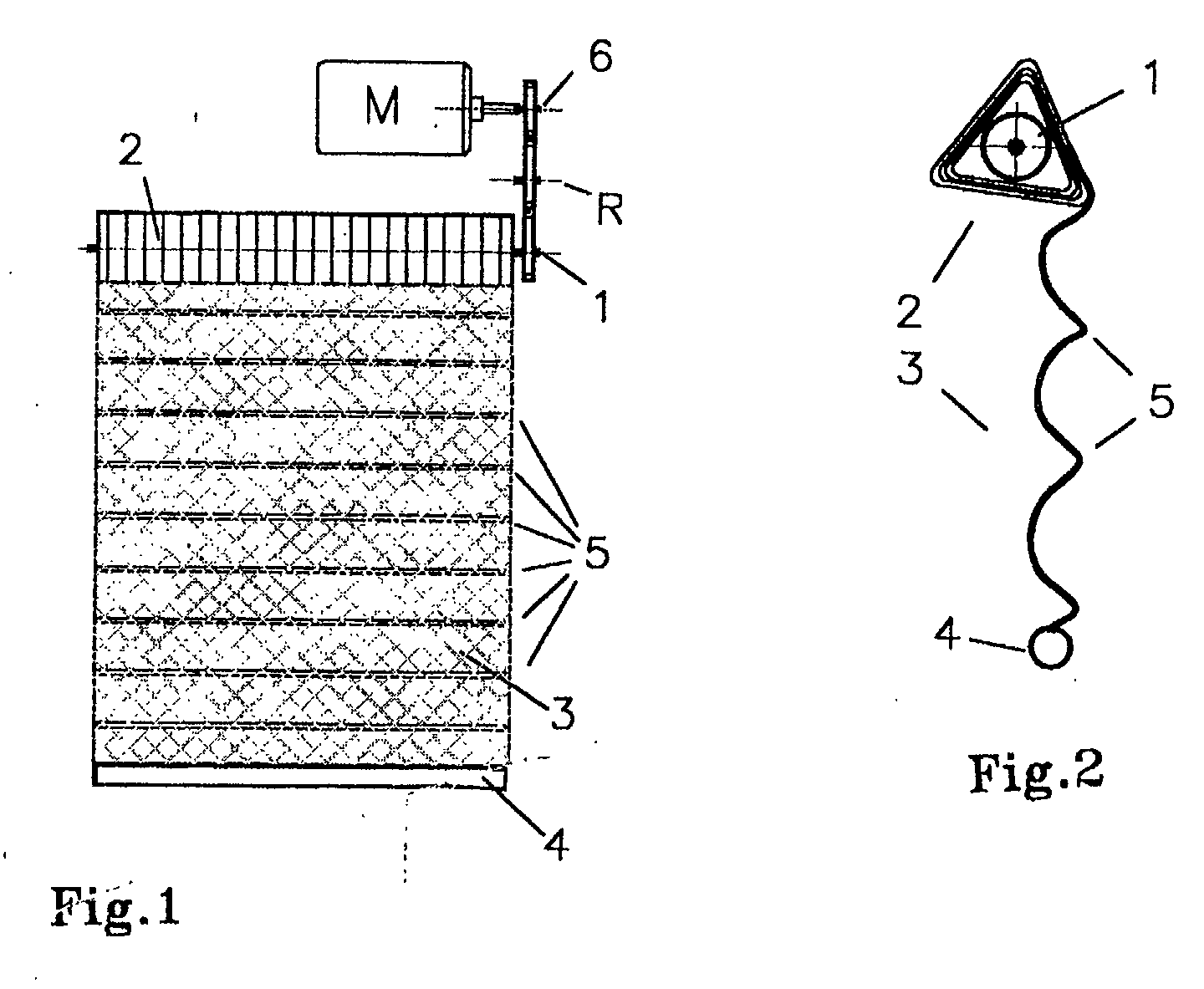 roller blind with predetermined course of roller angular